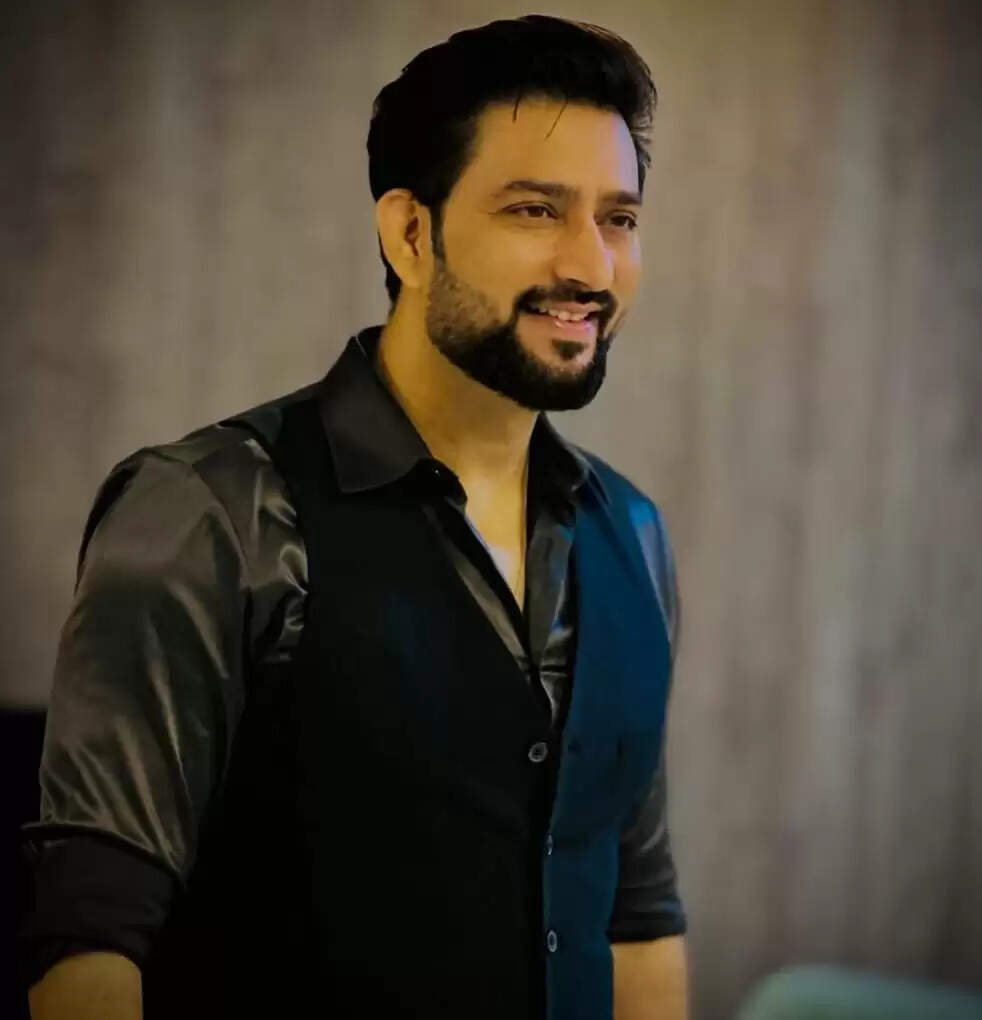 Actor Aadesh Chaudhary Opens Up About His Love for Travel and His Dream Destination