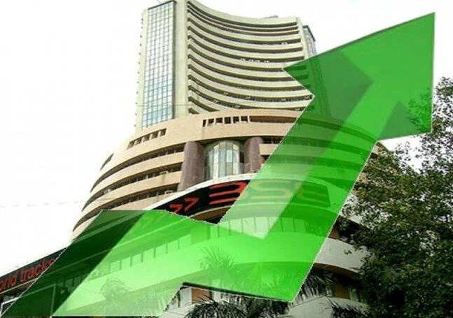 Stock Market Update: सेंसेक्स 366 अंकों की बढ़त के साथ 57,858 अंकों पर निफ्टी 128 अंकों की बढ़त के साथ 17,277 अंकों पर बंद हुआ.