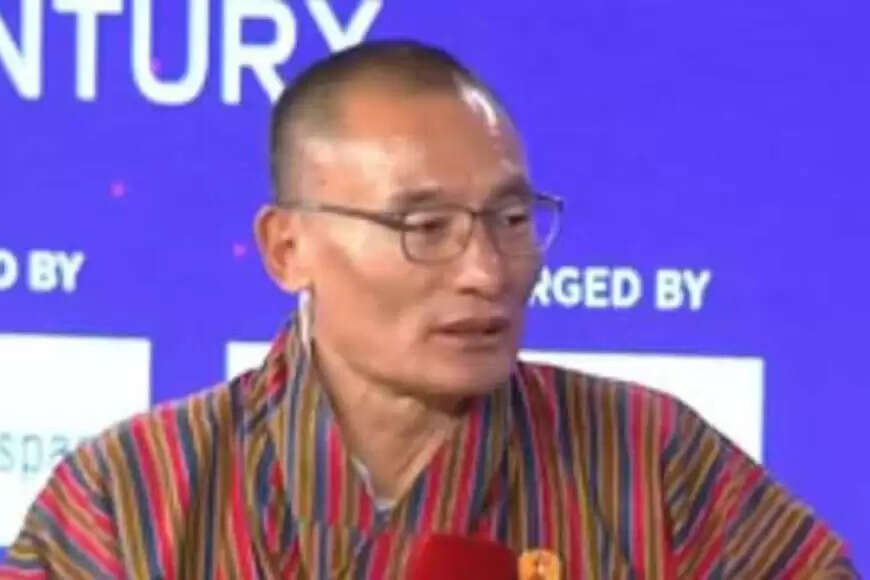 भूटान के प्रधानमंत्री ने भूटान के आर्थिक विकास को गति देने में अहम भूमिका निभाने के लिए पीएम मोदी को धन्यवाद दिया
