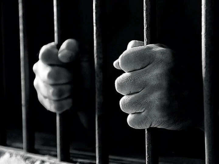 न्यूयॉर्क पुलिस ने ब्रुकलिन में सबवे फायरिंग के एक संदिग्ध आरोपी को गिरफ्तार&nbsp;किया&nbsp;