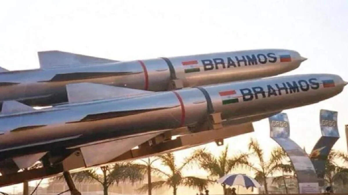 जल्द भारतीय नौसेना के बेड़े में शामिल होंगी 200 ब्रह्मोस सुपरसोनिक क्रूज मिसाइल!