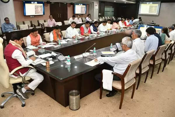 MP News: सीएम मोहन की अध्यक्षता में हुई सिंहस्थ-2028 के लिए गठित मंत्रीमंडलीय समिति की बैठक