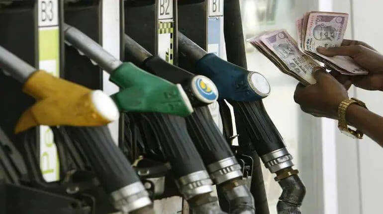 पेट्रोल-डीजल के रेट में नहीं हुआ कोई बदलाव, जानें आपके शहर में कितनी है कीमत