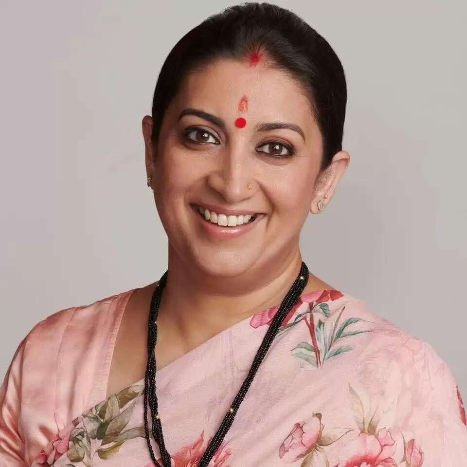 “IN A WORLD WHERE AI CAN CODE BUT NOT CREATE, OUR GREATEST STRENGTH WILL BE IN OUR CAPACITY TO IMAGINE, NARRATE, AND INNOVATE” – ACTRESS SMRITI IRANI