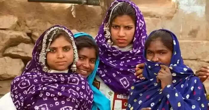 भारत में एक ऐसा गाँव,जहाँ लिव इन रिलेशनशिप में रहना पाप बिलकुल नहीं बल्कि बहुत जरूरी है जाने 