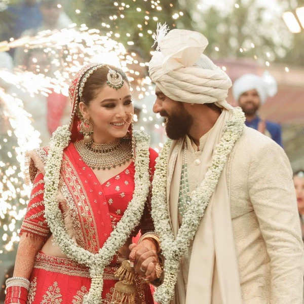 Tushar Kalia: बॉलीवुड कोरियोग्राफर तुषार कालिया ने गर्लफ्रेंड से की गुपचुप शादी, सोशल मीडिया पर वायरल हुई तस्वीरें