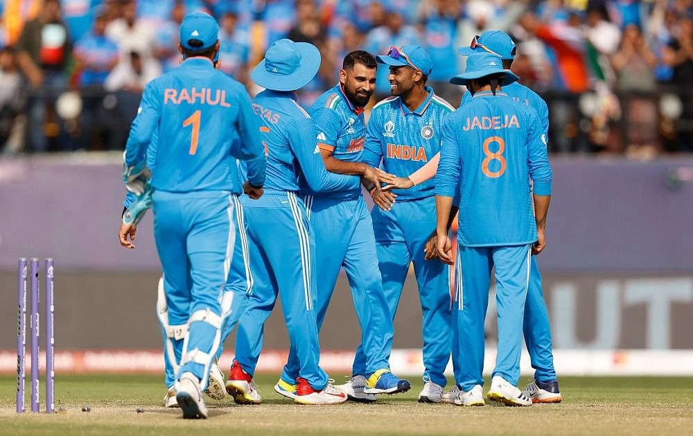 IND vs NZ: न्यूजीलैंड ने भारत को दिया 274 रन का टारगेट, मोहम्मद शमी ने लिए 5 विकेट