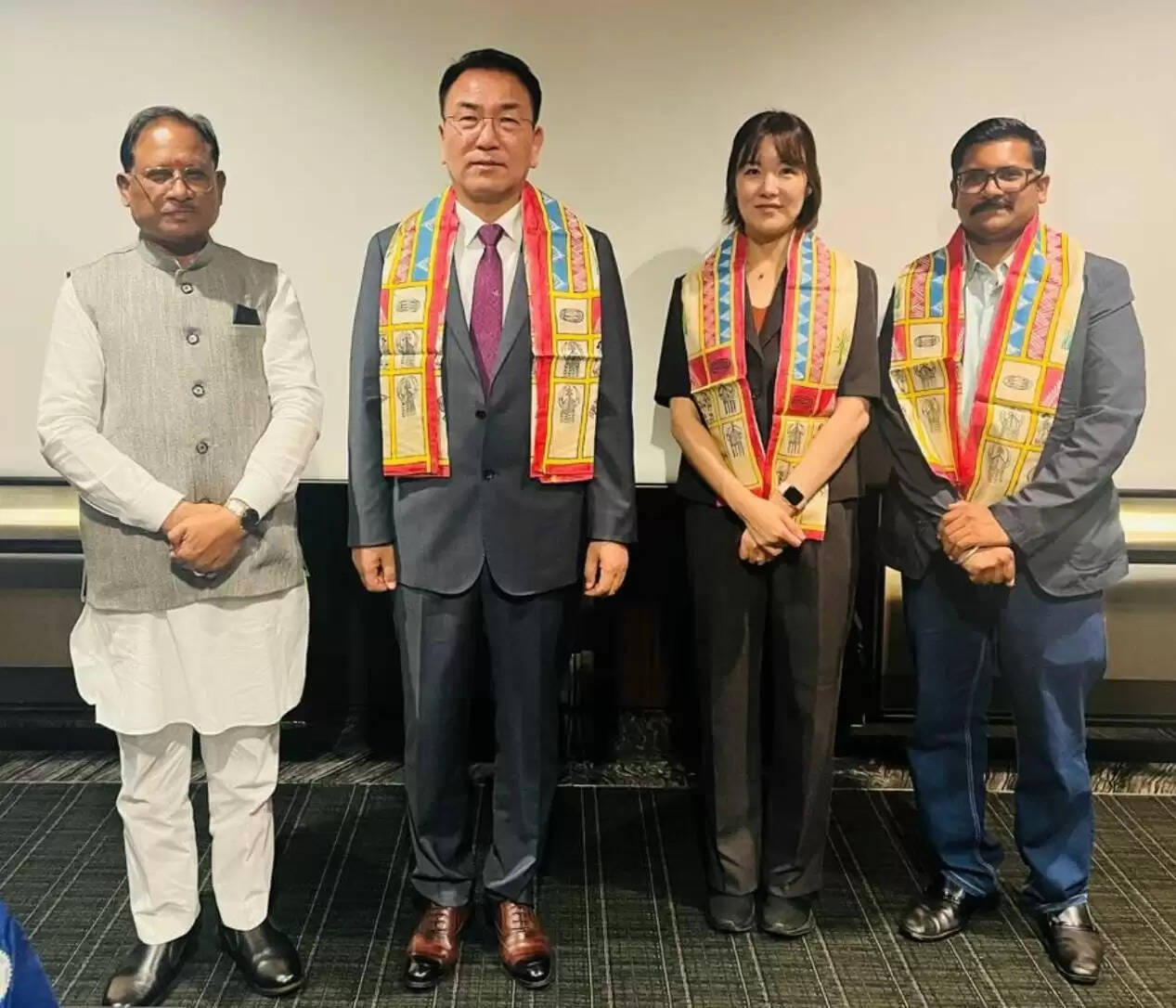सीएम साय ने दक्षिण कोरिया प्रवास में ModernTech Corp. और UNECORAIL को छत्तीसगढ़ में निवेश के लिए किया आमंत्रित