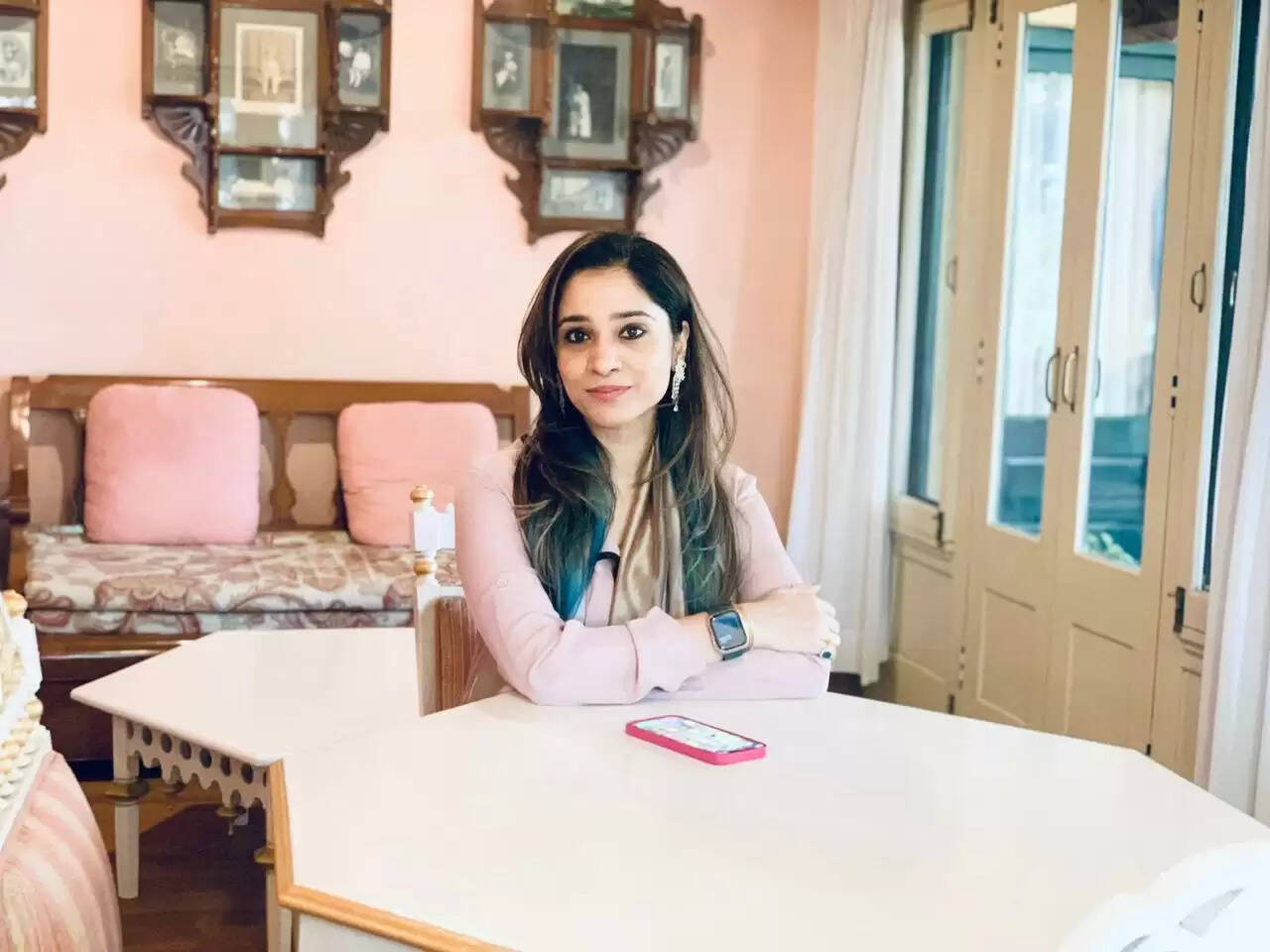 मोरबी की रॉयल फैमिली की बेटी भुवनेश्वरी जड़ेजा शक्तावत ने बनाया 'स्किन स्टूडियो', बॉलीवुड सेलिब्रिटी की पहली पसंद