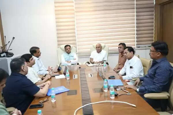 MP News: सरकार स्वास्थ्य सेवाओं को व्यापक एवं सुदृढ़ बनाने के लिए प्रतिबद्ध: डिप्टी सीएम राजेन्द्र शुक्ल&nbsp;