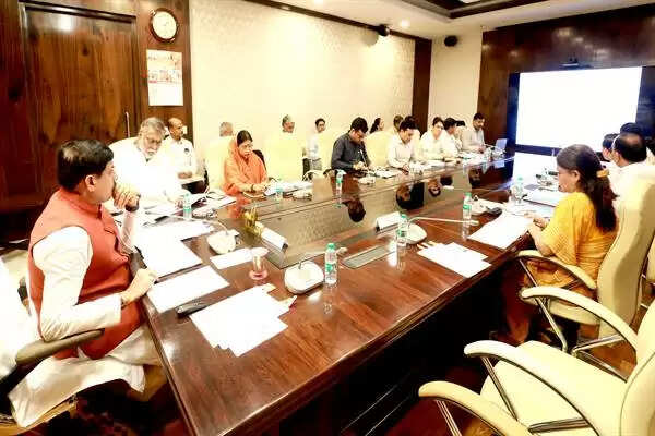 MP में सड़क हादसों पर लगेगी लगाम, सीएम मोहन ने दिए अंतरविभागीय बैठक के निर्देश