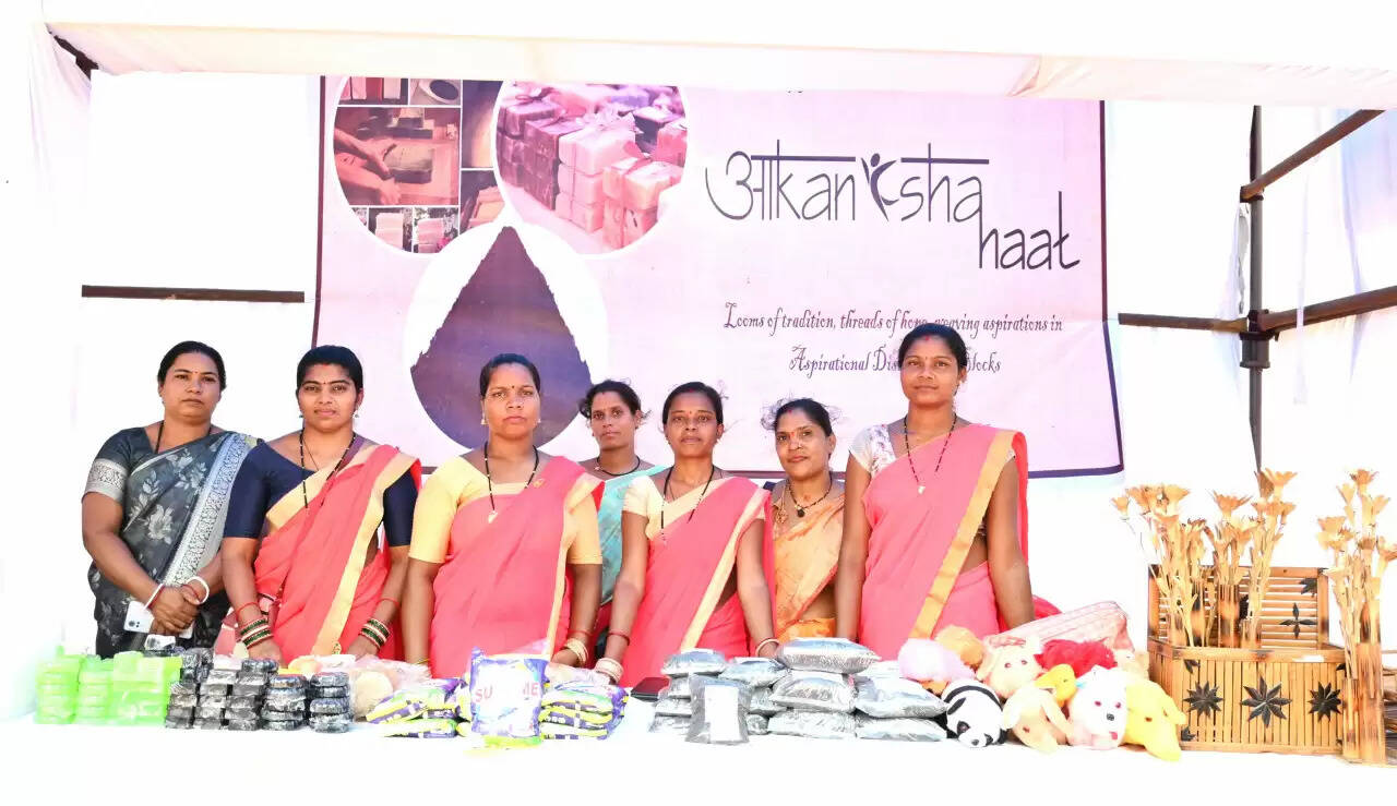 CG News: बकरी पालन से आत्मनिर्भरता की मिसाल बनी जय बड़ादेव महिला समूह