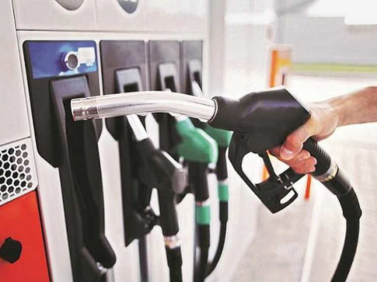 अंतरराष्ट्रीय बाजार में कच्चे तेल के दाम गिरे