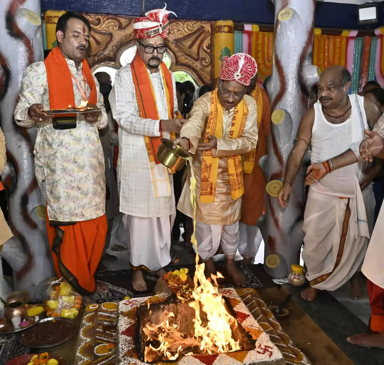 CG News: मुख्यमंत्री साय भगवान जगन्नाथ की रथ यात्रा में हुए शामिल, छेरापहरा की रस्म अदायगी कर मांगा प्रदेशवासियों के लिए आशीर्वाद