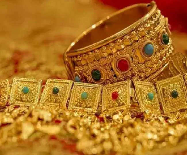 सोने की कीमत पर खुशखबरी, घट गए दाम&nbsp;चांदी भी हुई सस्ती