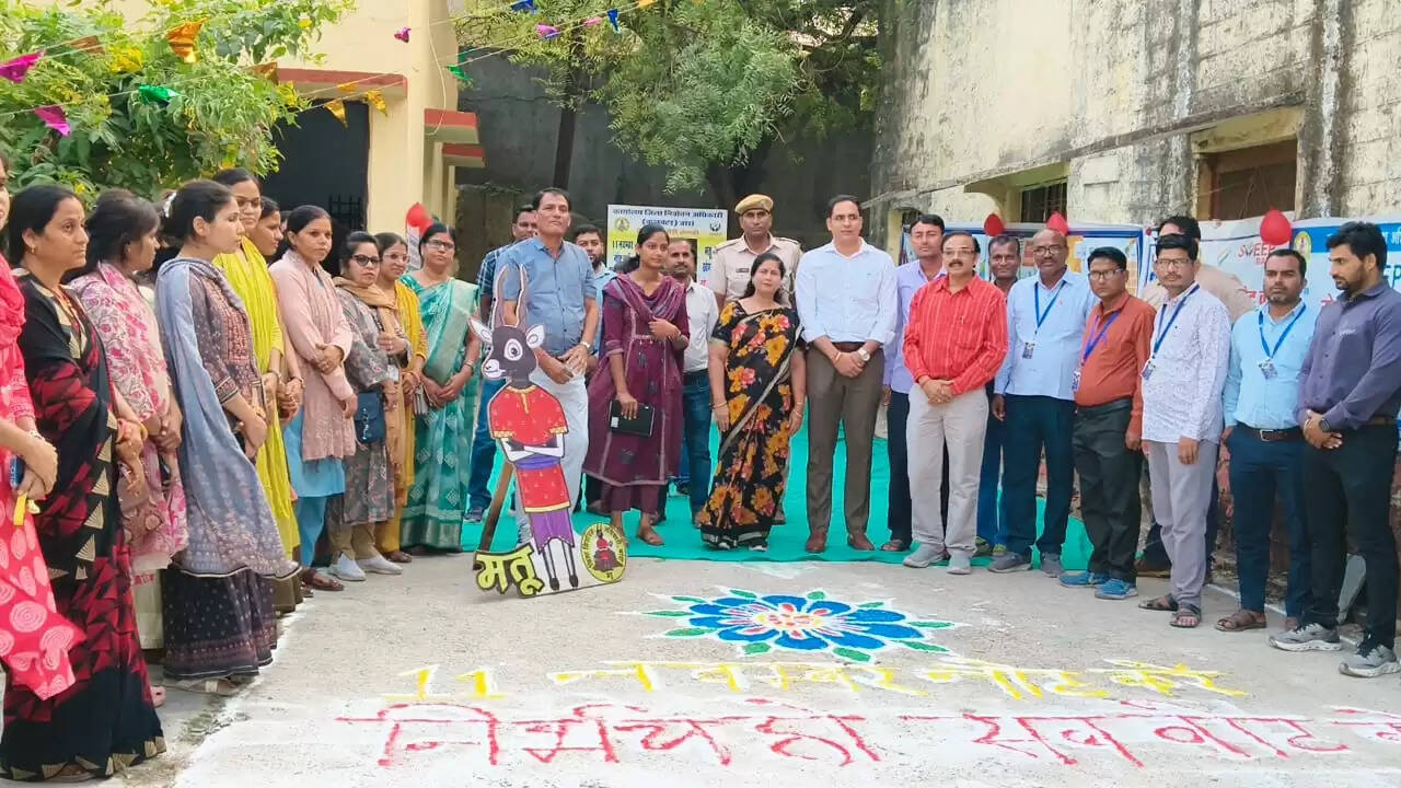 अंता उपचुनाव 2025: पर्यवेक्षक सुभाश्री नंदा ने मांगरोल में सेल्फी प्वाइंट का किया शुभारंभ, शत-प्रतिशत मतदान का दिया संदेश