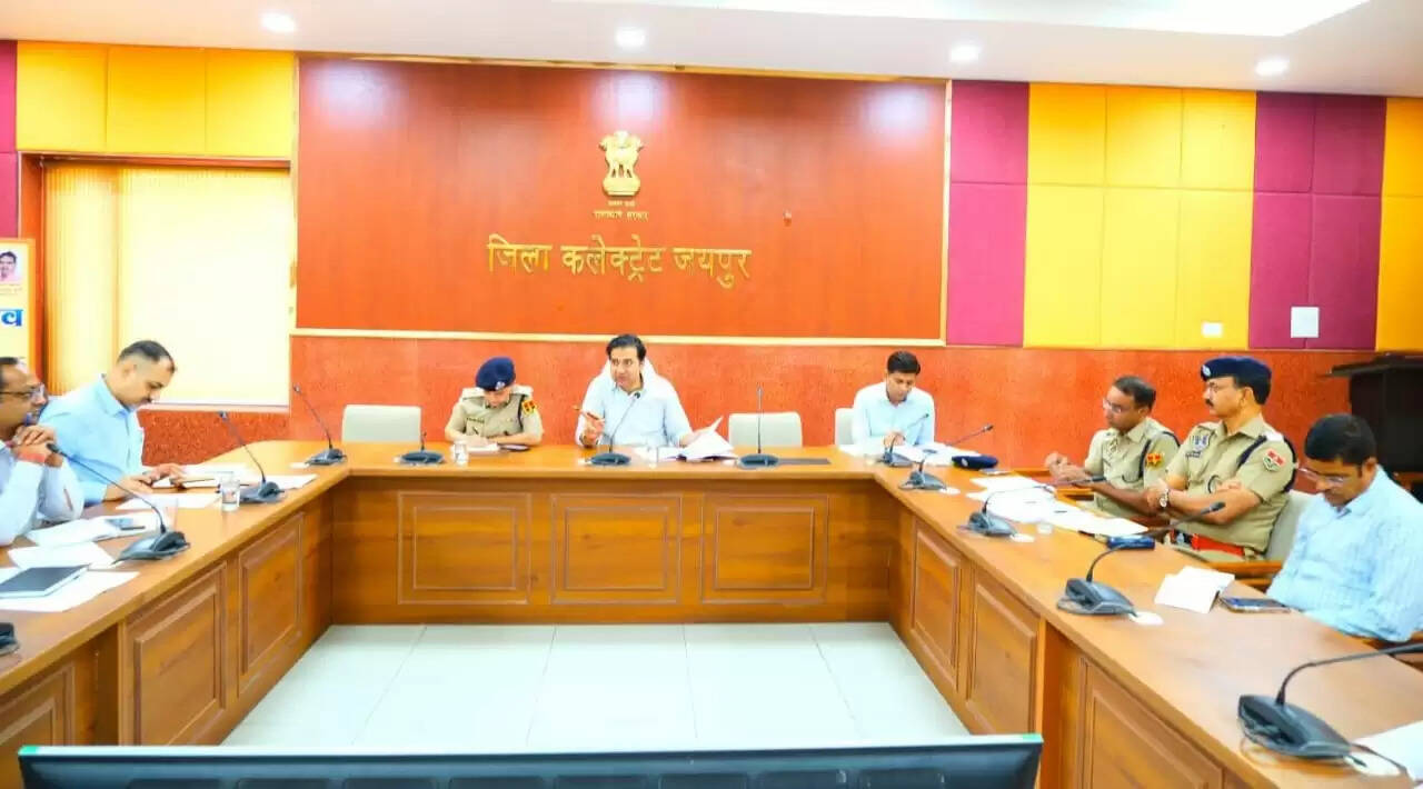 जयपुर जिला कलक्टर ने गैर मान्यता प्राप्त नशामुक्ति केंद्रों के खिलाफ प्रभावी कार्रवाई के दिए निर्देश 