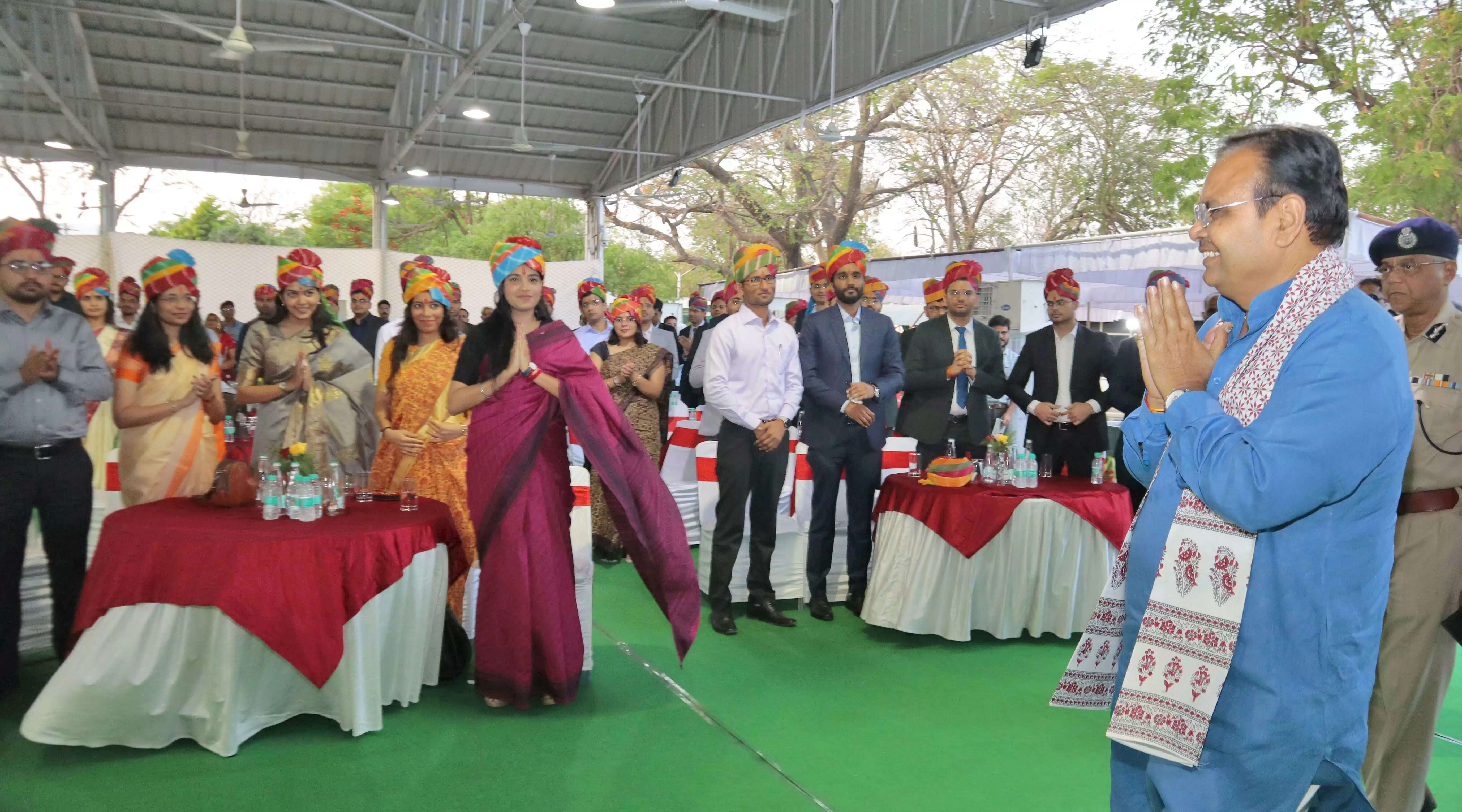 Rajasthan News: मुख्यमंत्री शर्मा ने यूपीएससी सिविल सेवा परीक्षा में राजस्थान के चयनित अभ्यर्थियों का किया सम्मान