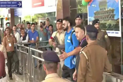 IND vs NZ: टीम इंडिया पहुंची धर्मशाला, हुआ भव्य स्वागत, 22 अक्टूबर को है मुकाबला