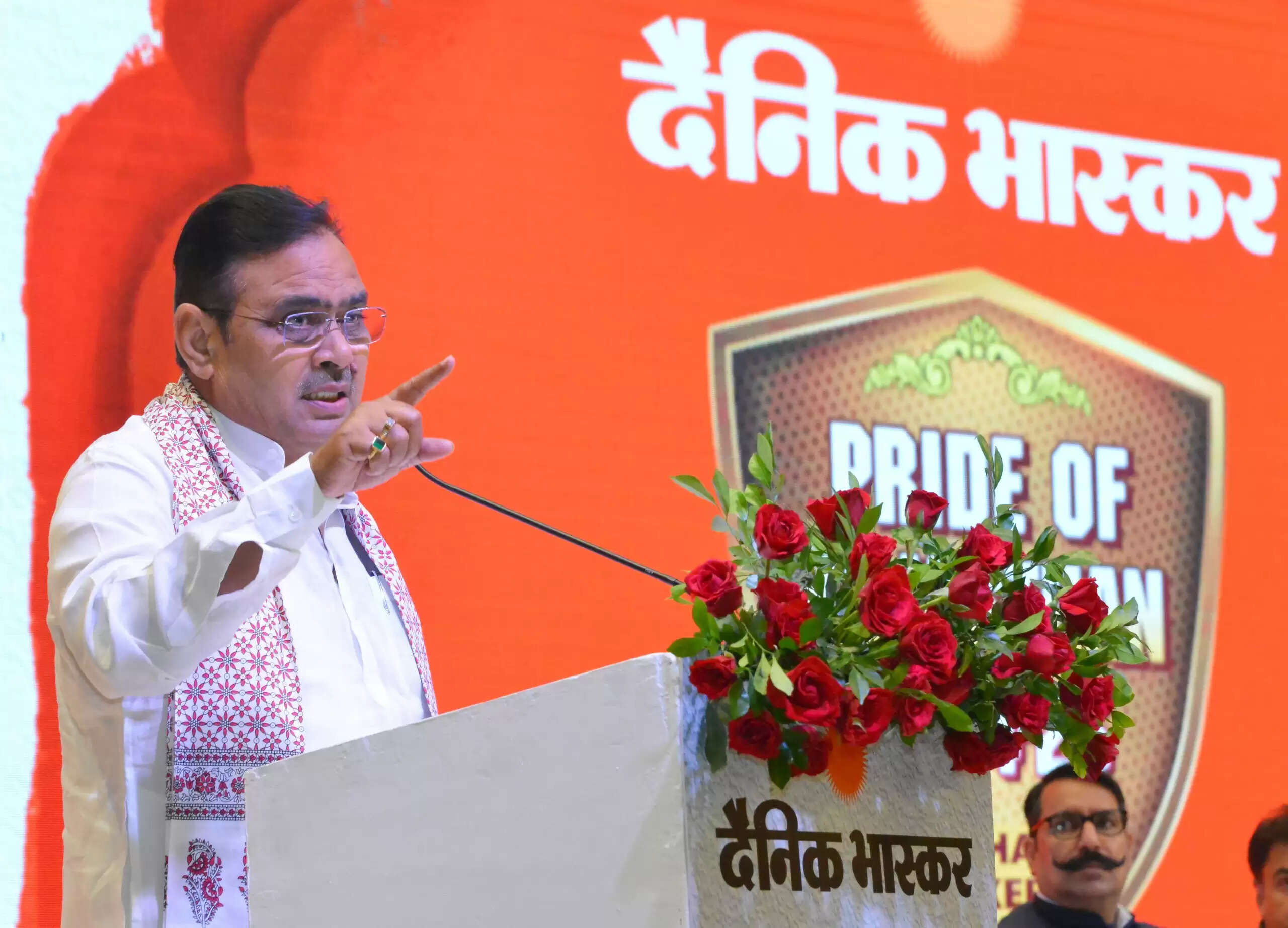 दैनिक भास्कर अवॉर्ड समारोह- समाज को सकारात्मक दिशा देने में मीडिया की महत्वपूर्ण भूमिका: मुख्यमंत्री शर्मा