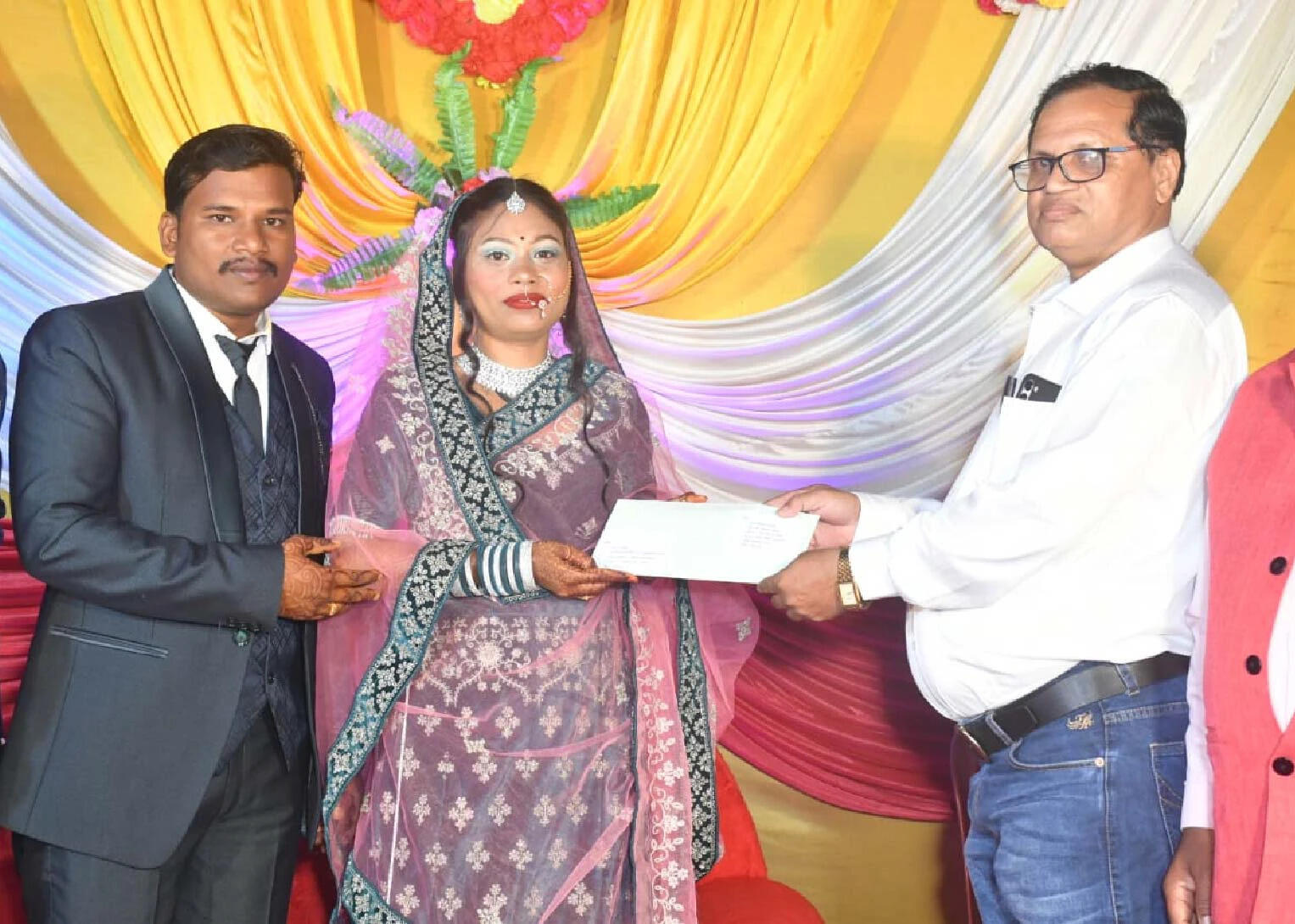MP News: नीलिमा भोयार को शादी के रिसेप्शन में मिला नियुक्ति-पत्र का तोहफा