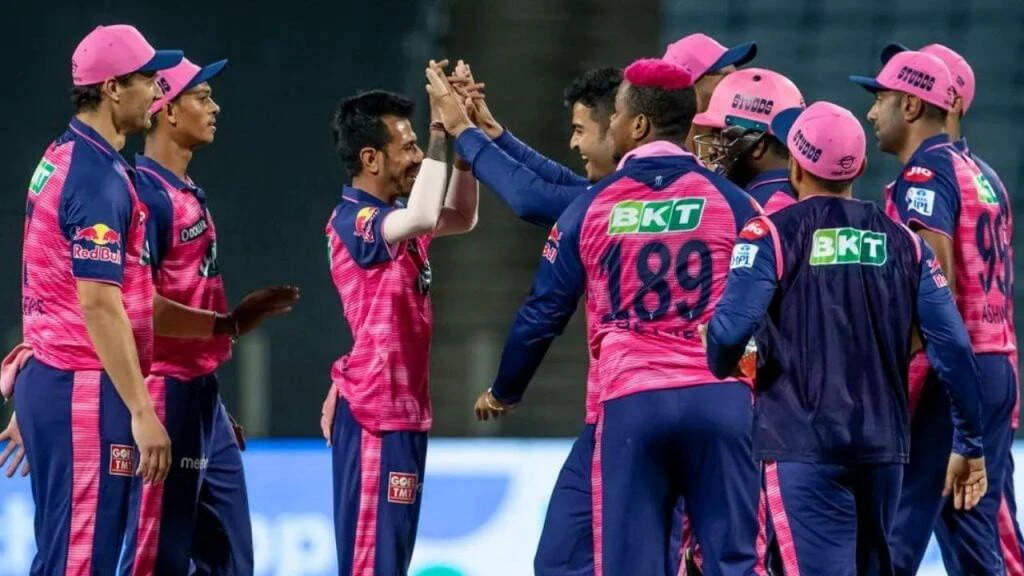 IPL 2022 से बाहर हुआ 2 करोड़ वाला तेज गेंदबाज, Rajasthan Royals को चोट ने दिया बड़ा झटका