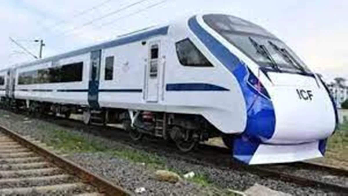 Vande Bharat Trains: मई में देश को और मिलेंगी 3 वंदेभारत ट्रेन, एक जबलपुर-इंदौर के बीच चलेगी