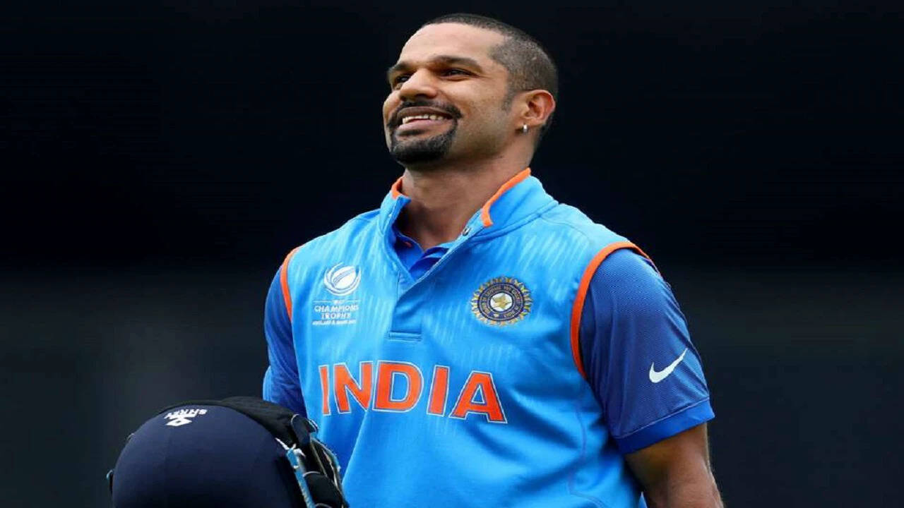INDvsWI : कप्तान शिखर धवन ने तोड़ा धोनी का ये बड़ा रिकॉर्ड