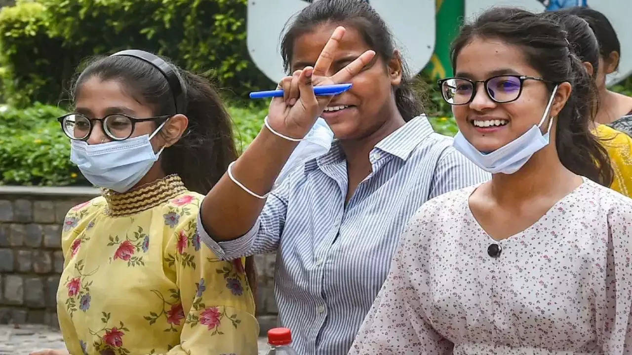 Kerala SSLC 10th Result 2023: केरल बोर्ड 10वीं का रिजल्ट जारी, 99.7% पास, ऐसे करें चेक