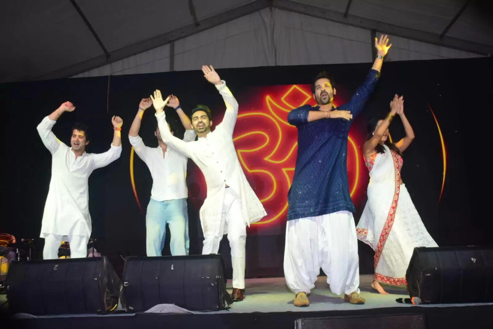 Day 5- Gautam Vig, Aslam Shaikh and many more came to seek Maa Durga’s blessings celebrate ‘Goregaon Durga Mahotsav 2024’ Organized by Kunal Verma, Puja Banerjee, Piyush Kothari, and Bikash Verma