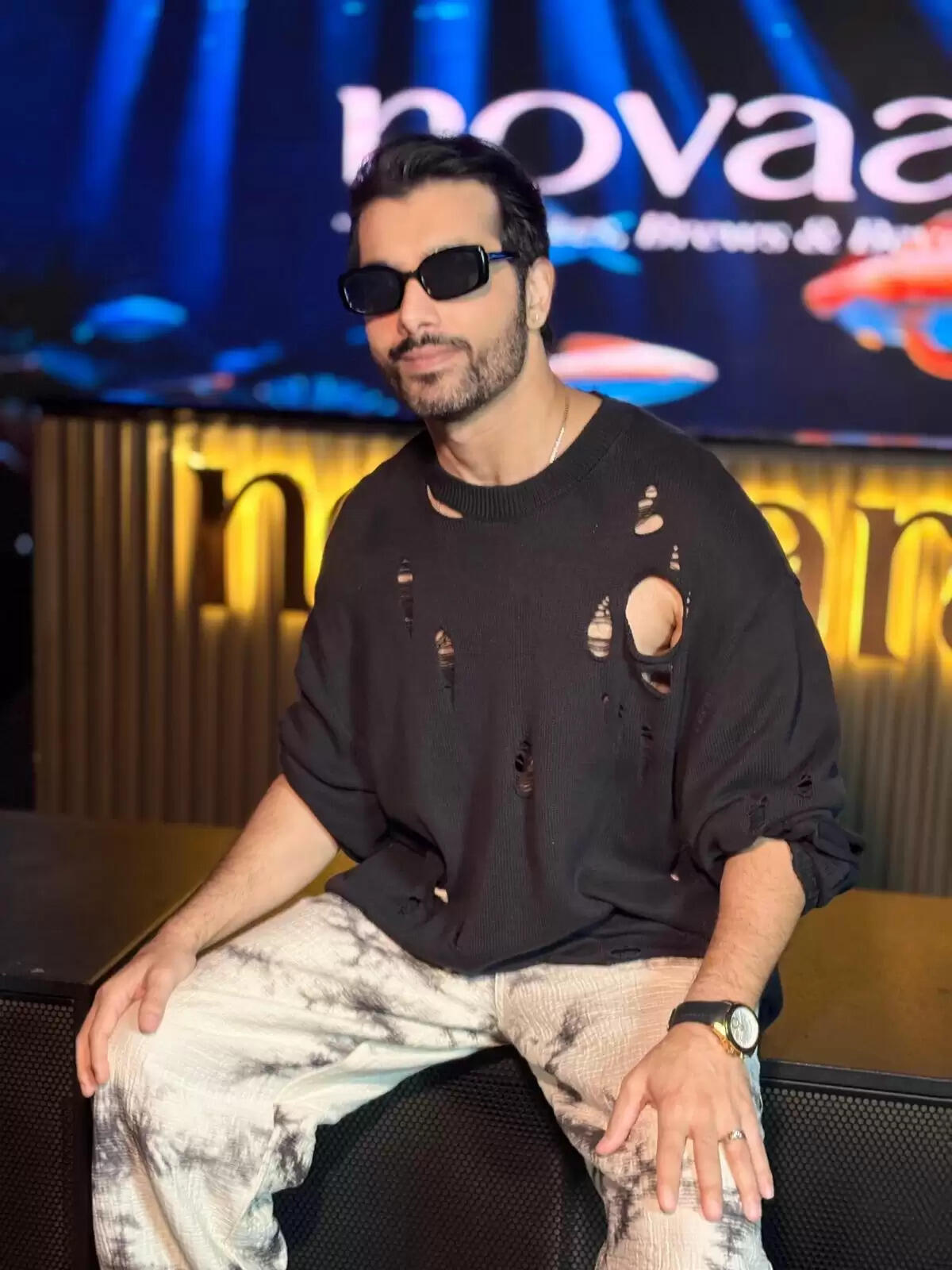 Sharad Malhotra spotted at Novaara Malad for Promotions of His Web Series Galat!